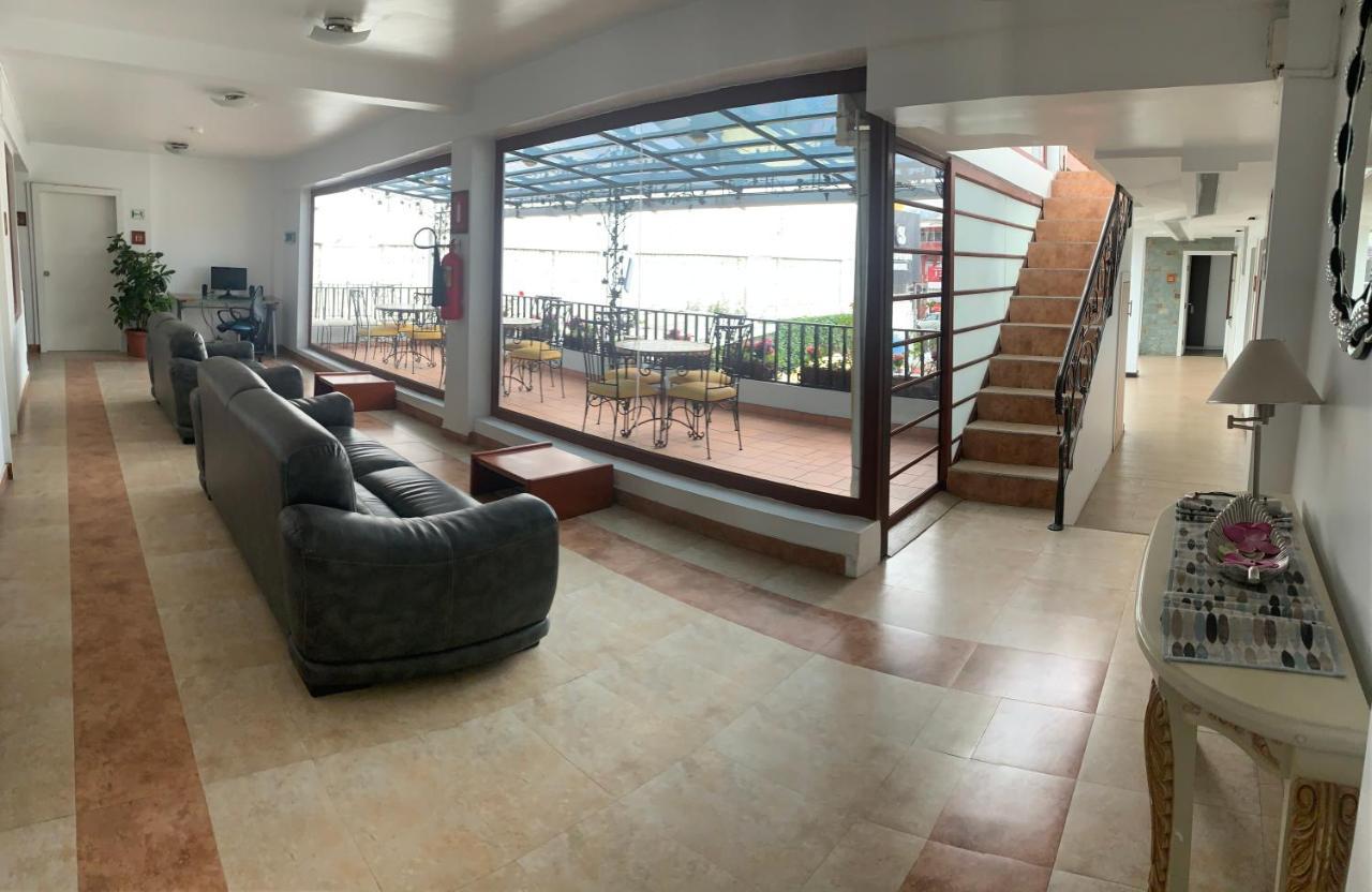 Hotel Shalom Riobamba Exteriör bild