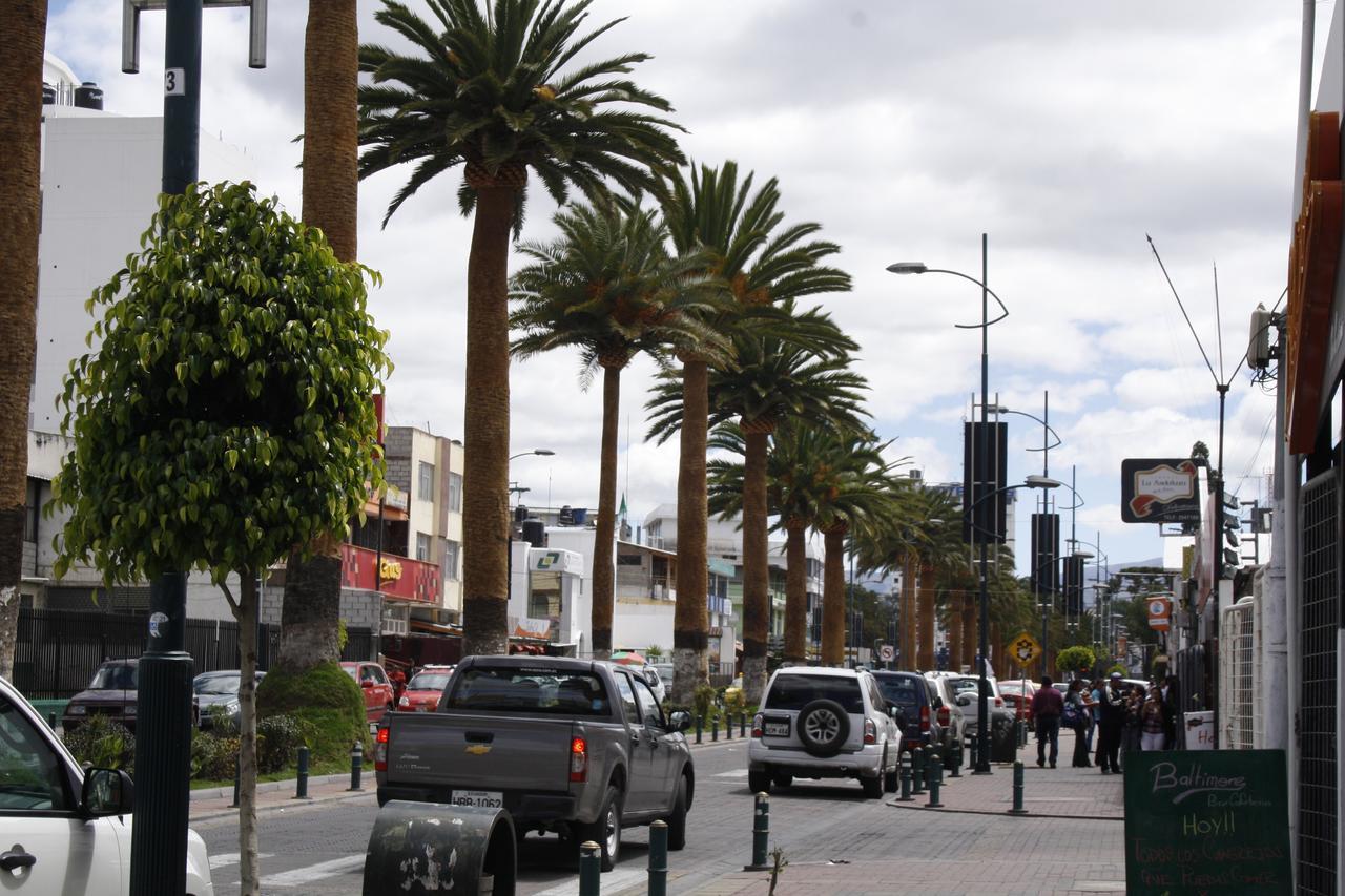 Hotel Shalom Riobamba Exteriör bild
