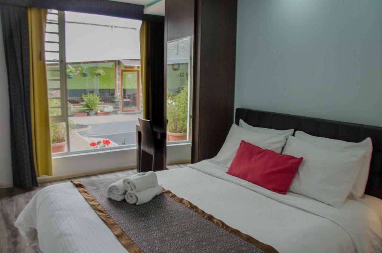 Hotel Shalom Riobamba Exteriör bild
